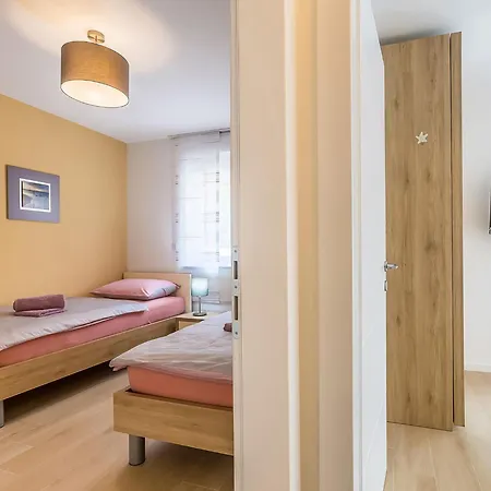 Nika By Interhome *